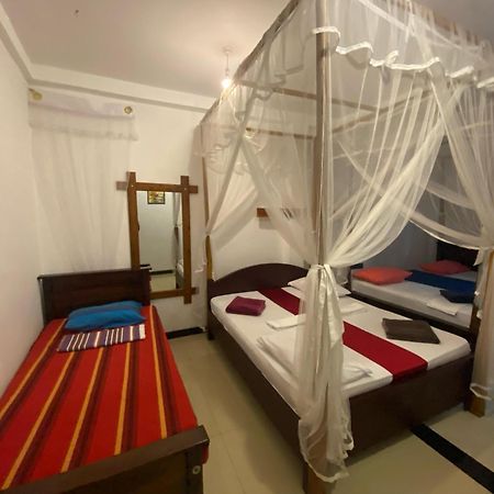 Sigiri Holiday Bungalow Сигирия Экстерьер фото