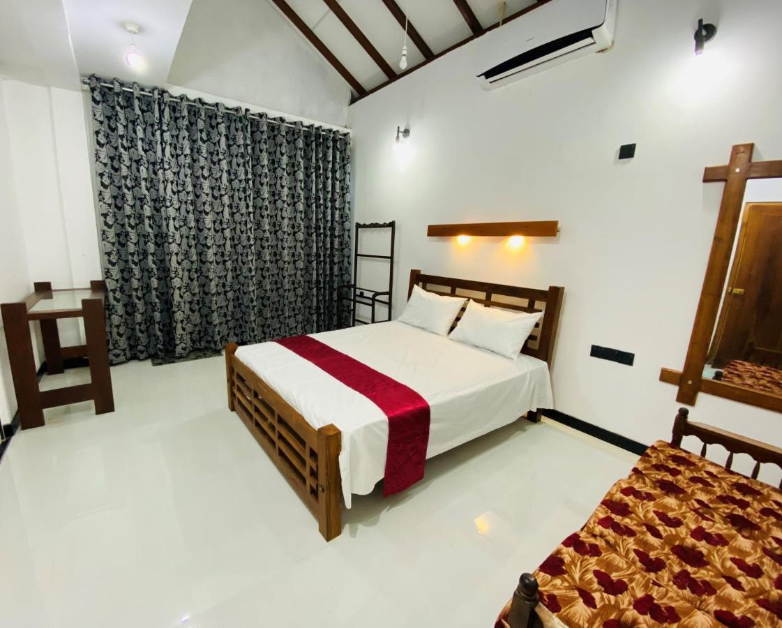 Sigiri Holiday Bungalow Сигирия Экстерьер фото
