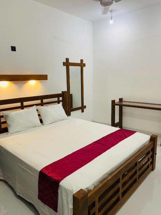 Sigiri Holiday Bungalow Сигирия Экстерьер фото