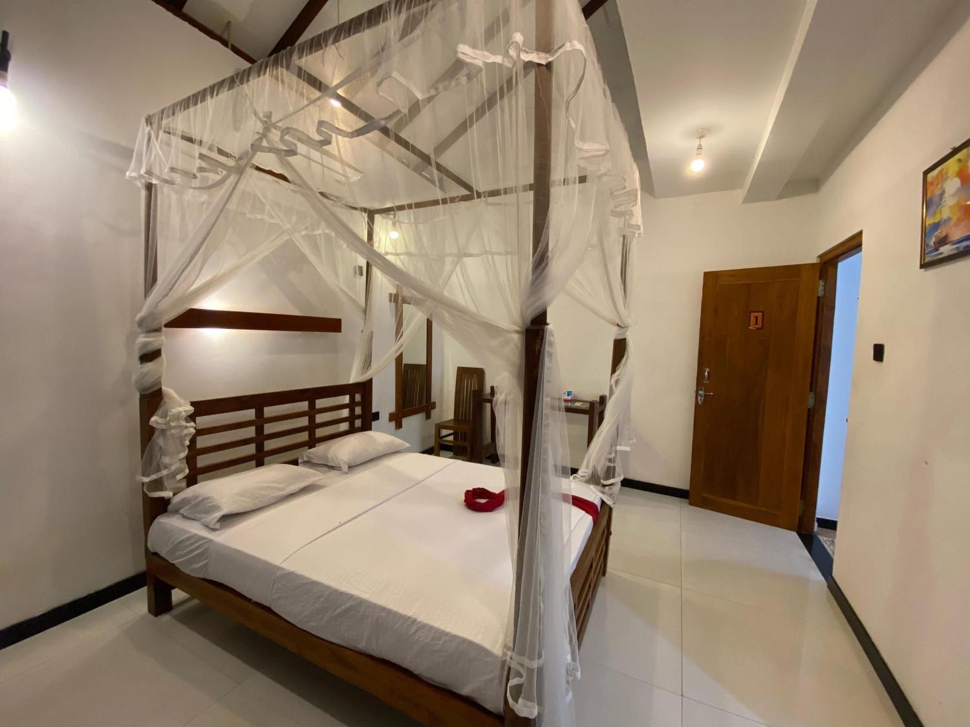 Sigiri Holiday Bungalow Сигирия Экстерьер фото